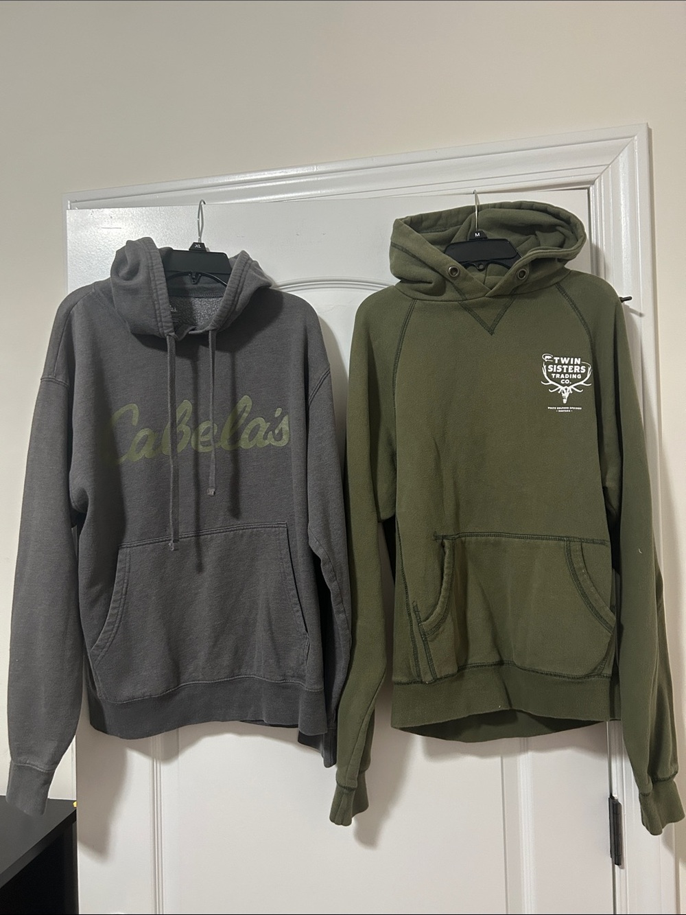Set of 2 Men's Pullover Hoodies